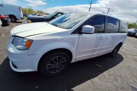 Photo of 2017 Dodge Grand Caravan