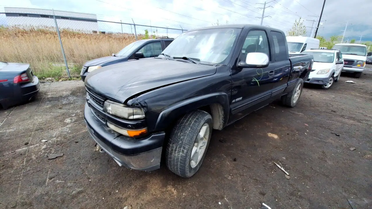 Photo of 2000 Chevrolet Silverado 1500