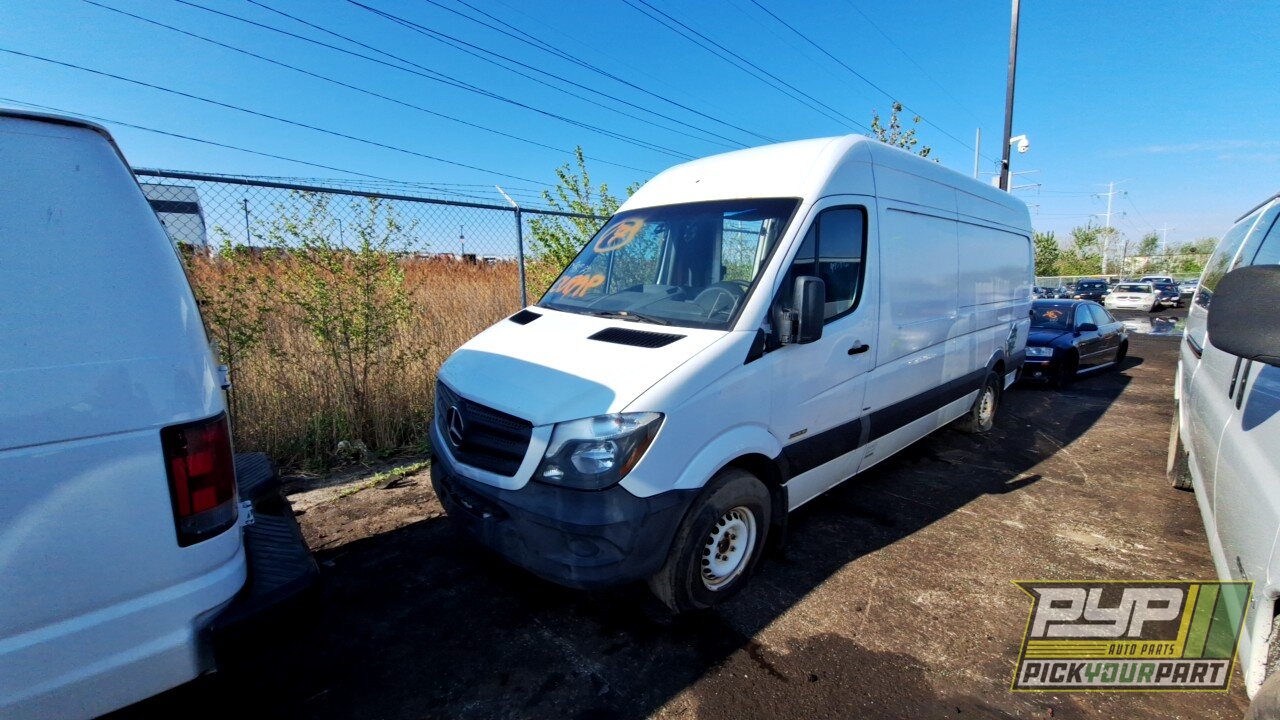 Photo of 2014 Mercedes-Benz Sprinter 2500