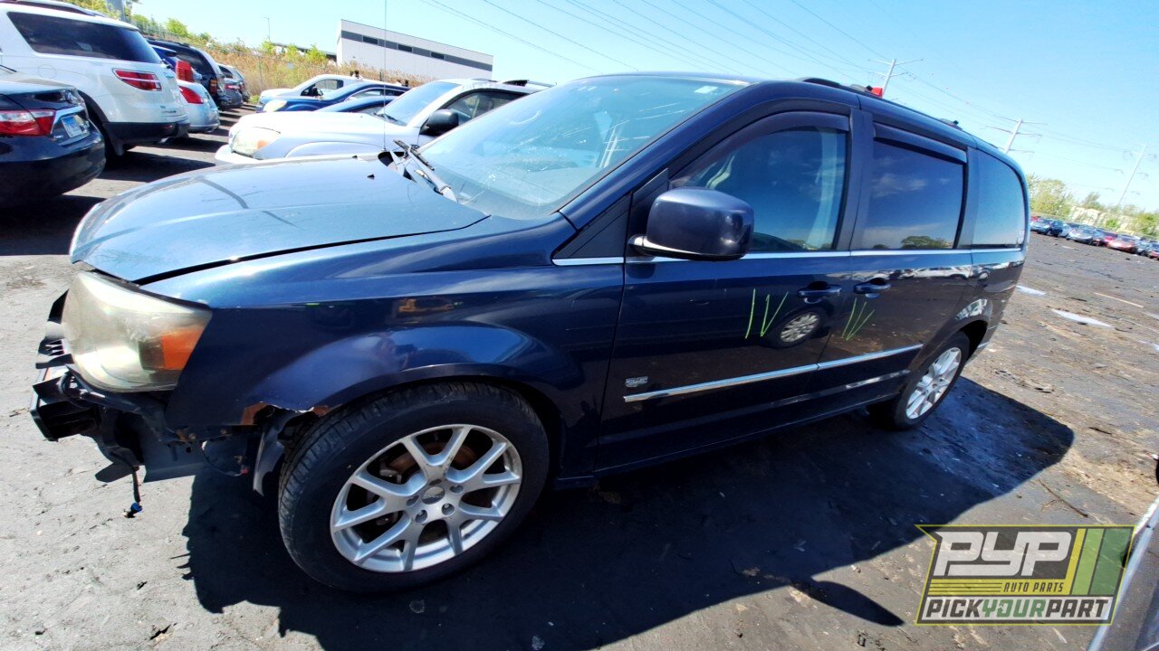 Photo of 2009 Chrysler Town & Country