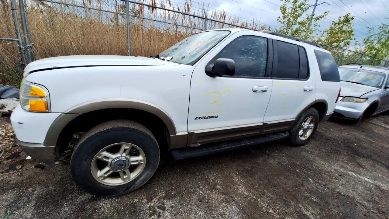 Photo of 2002 Ford Explorer