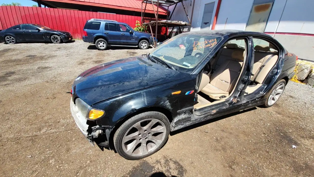 Photo of 2002 Bmw 325I