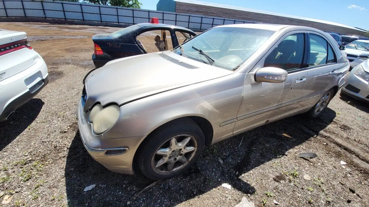 Photo of 2001 Mercedes-Benz C240