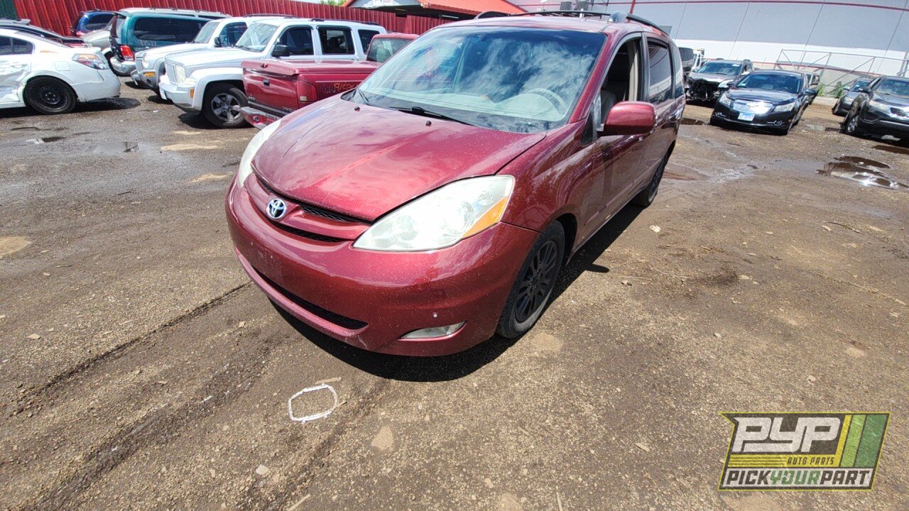 Photo of 2009 Toyota Sienna