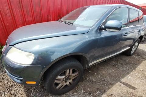 Photo of 2005 Volkswagen Touareg