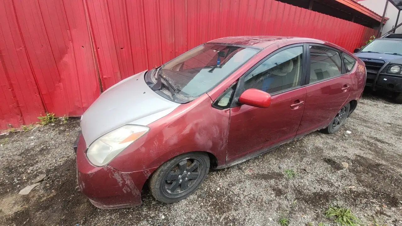 Photo of 2005 Toyota Prius
