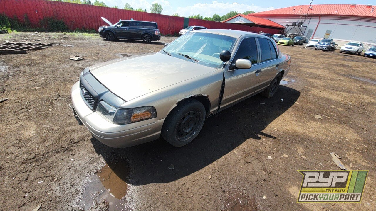 Photo of 2006 Ford Crown Victoria