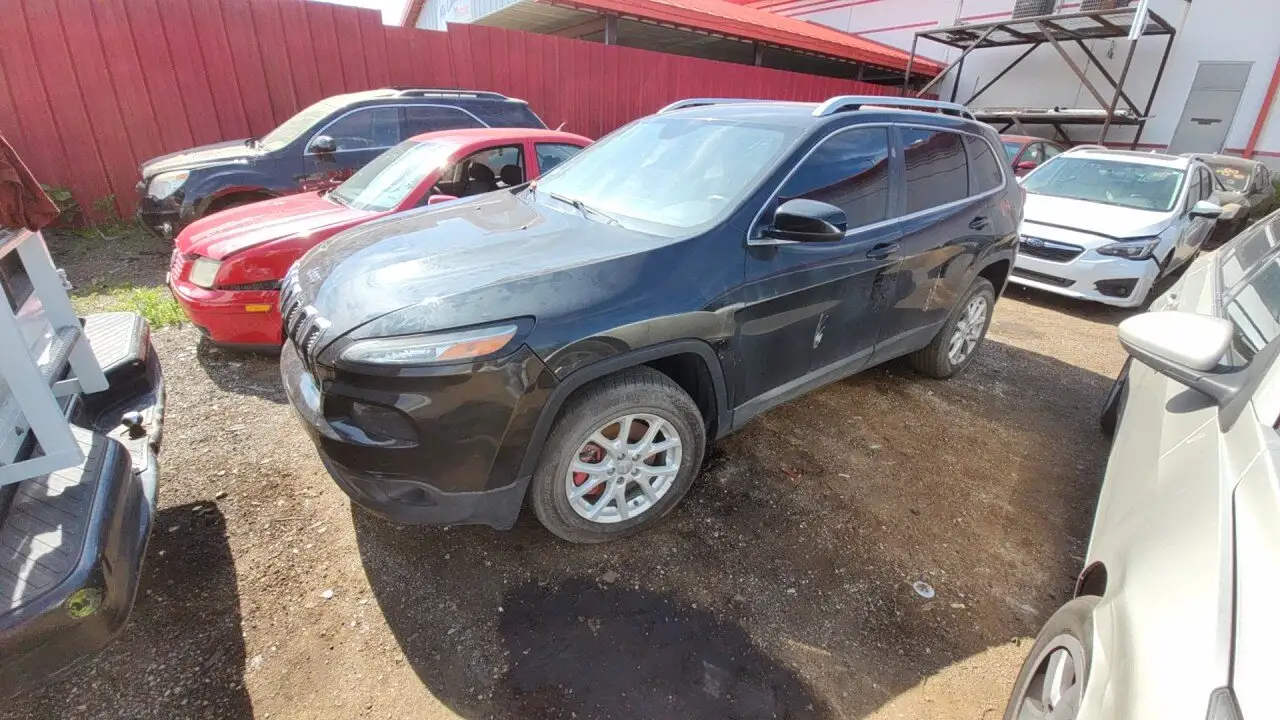 Photo of 2014 Jeep Cherokee