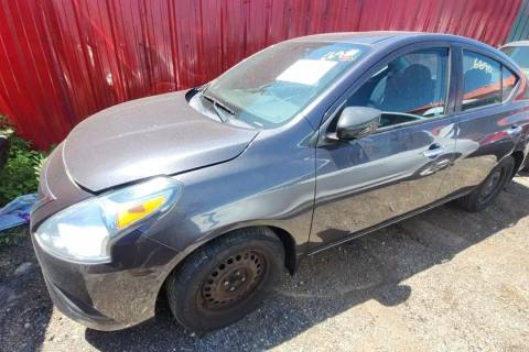 Photo of 2015 Nissan Versa