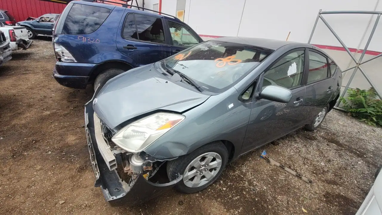 Photo of 2004 Toyota Prius