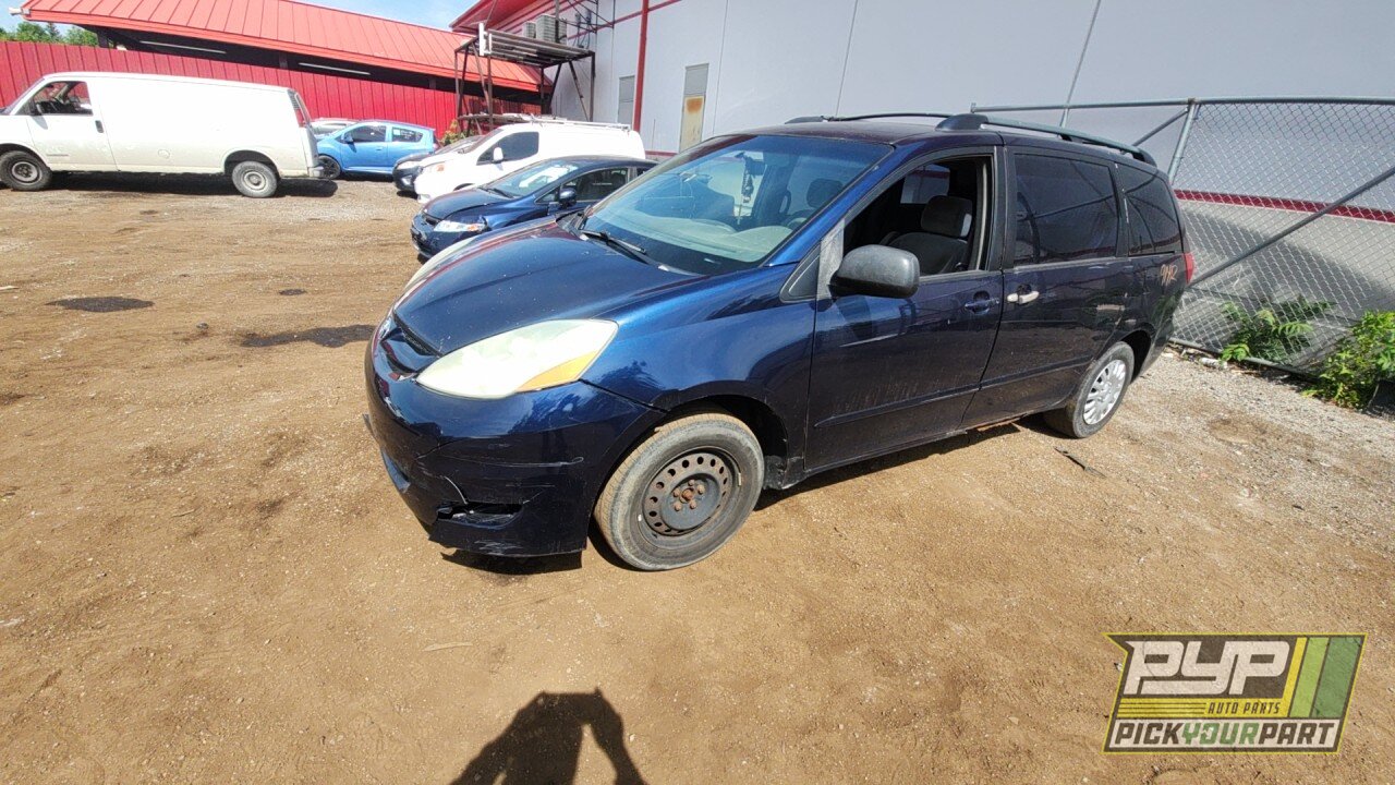 Photo of 2006 Toyota Sienna