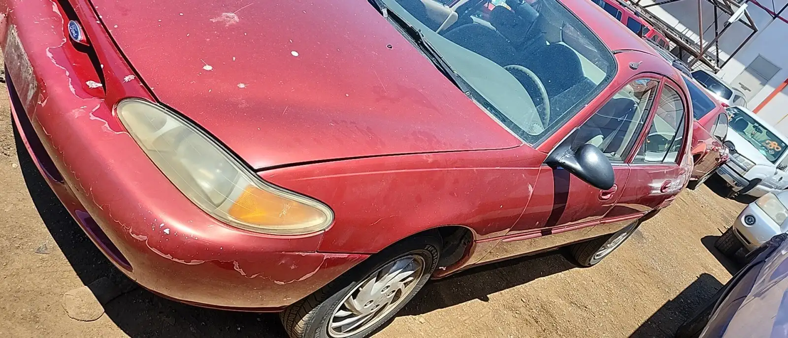 Photo of 1999 Ford Escort