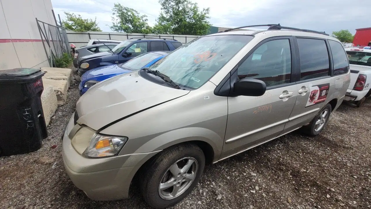 Photo of 2002 Mazda Mpv