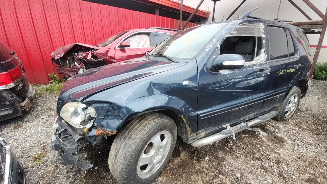 Photo of 2003 Mercedes-Benz Ml350