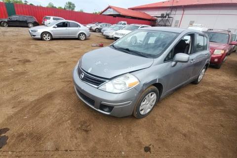 Photo of 2011 Nissan Versa