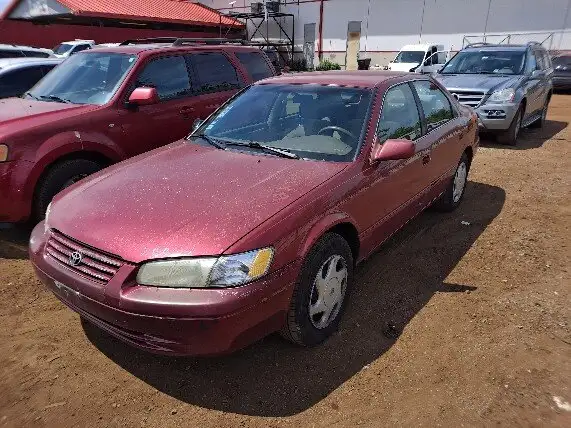 Photo of 1998 Toyota Camry