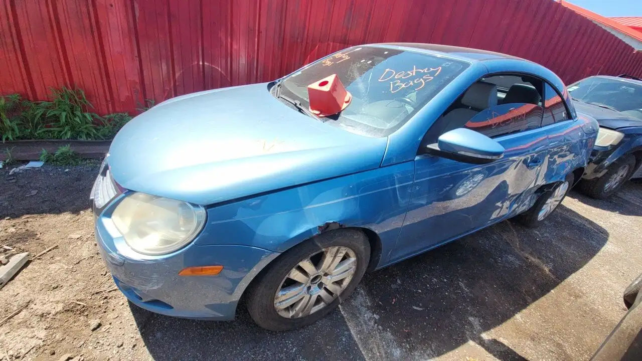 Photo of 2010 Volkswagen Eos