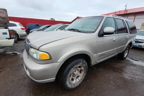 Photo of 2002 Lincoln Navigator