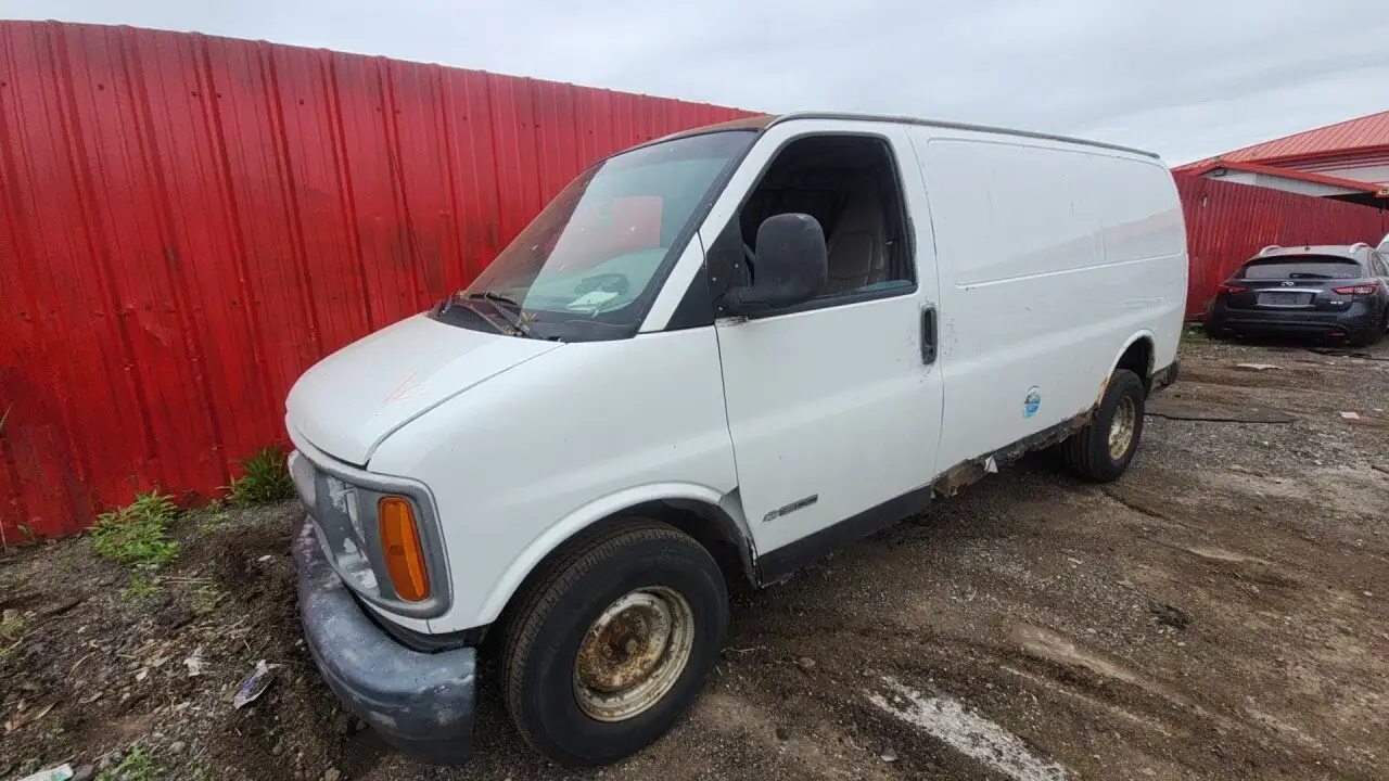 Photo of 2001 Chevrolet Express 1500