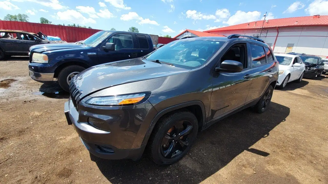 Photo of 2017 Jeep Cherokee