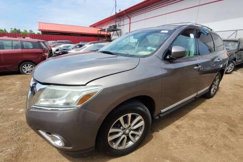 Photo of 2013 Nissan Pathfinder