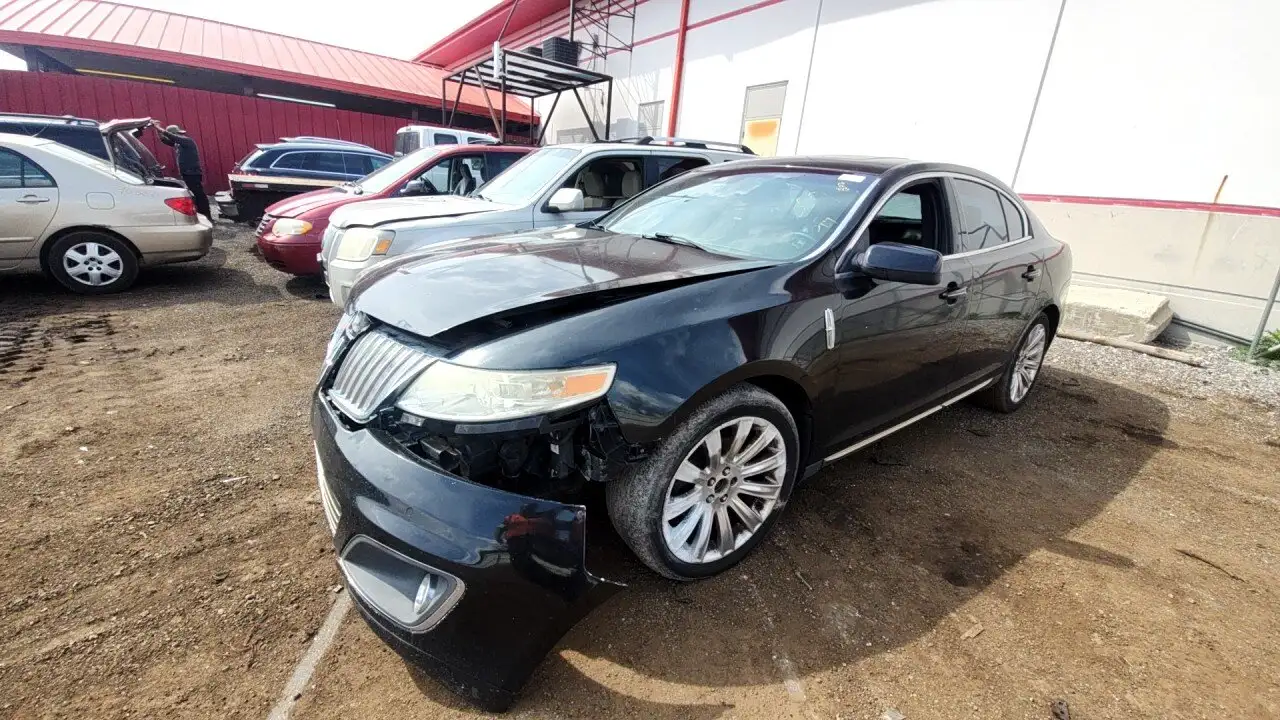 Photo of 2011 Lincoln Mks