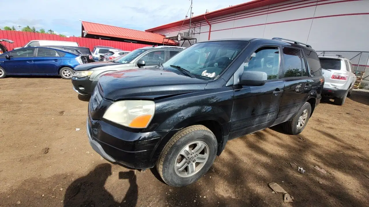 Photo of 2004 Honda Pilot