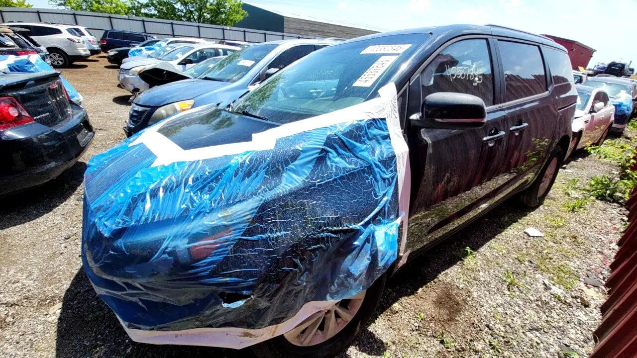Photo of 2015 Kia Sedona
