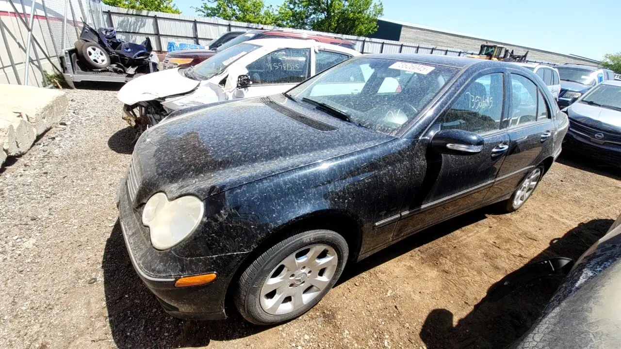 Photo of 2005 Mercedes-Benz C240