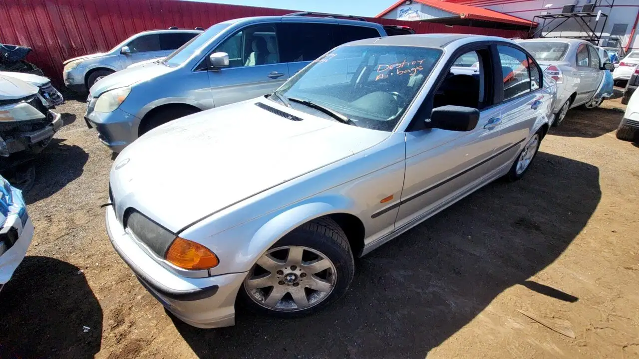 Photo of 2001 Bmw 325Xi