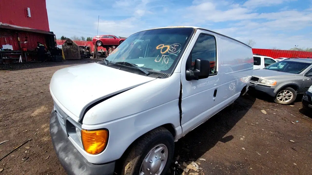 Photo of 2007 Ford E-250