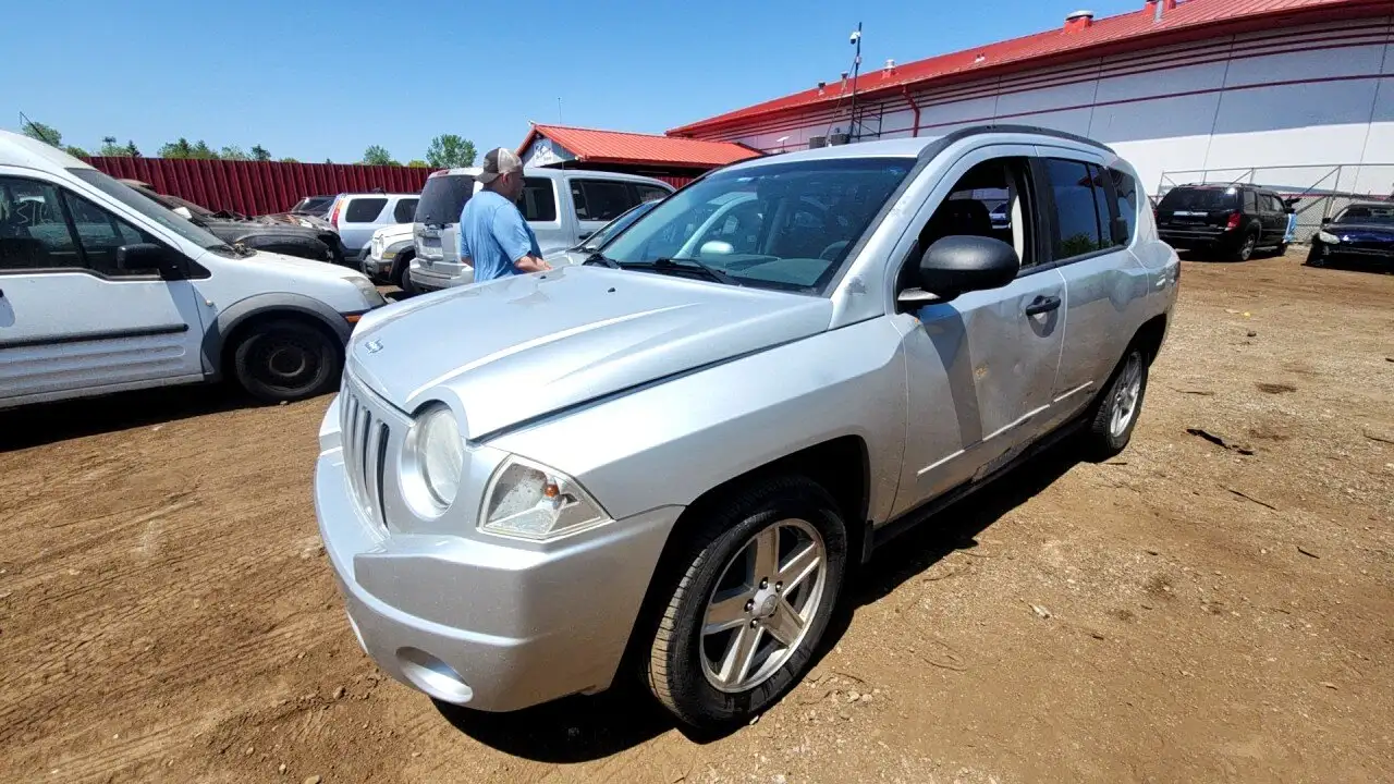 Photo of 2008 Jeep Compass