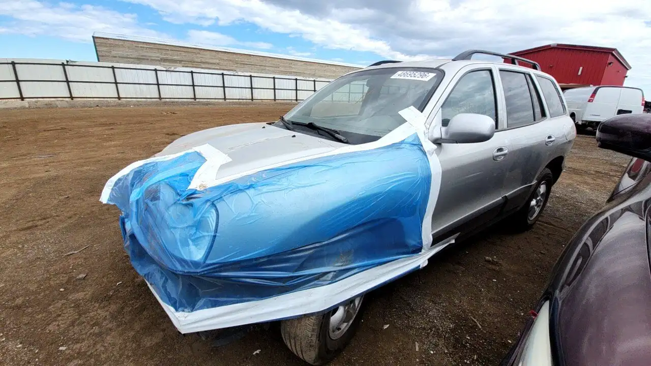 Photo of 2005 Hyundai Santa Fe