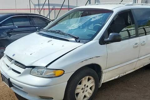 Photo of 1996 Dodge Caravan
