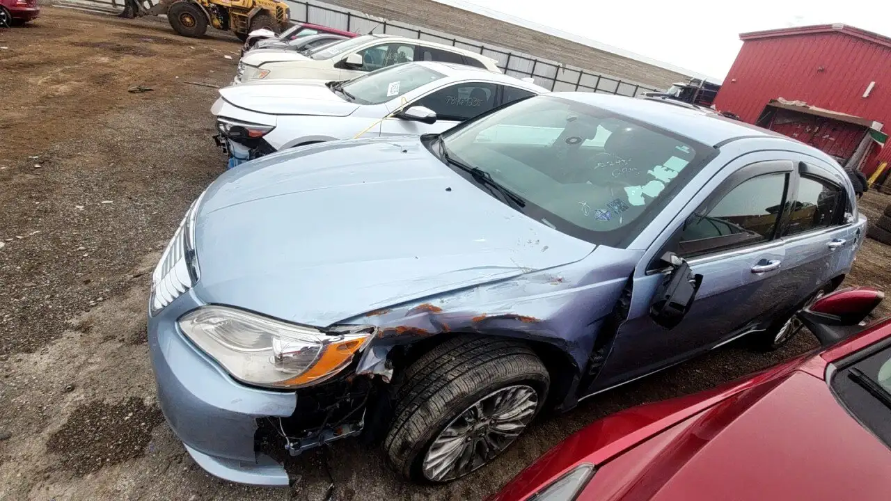 Photo of 2012 Chrysler 200