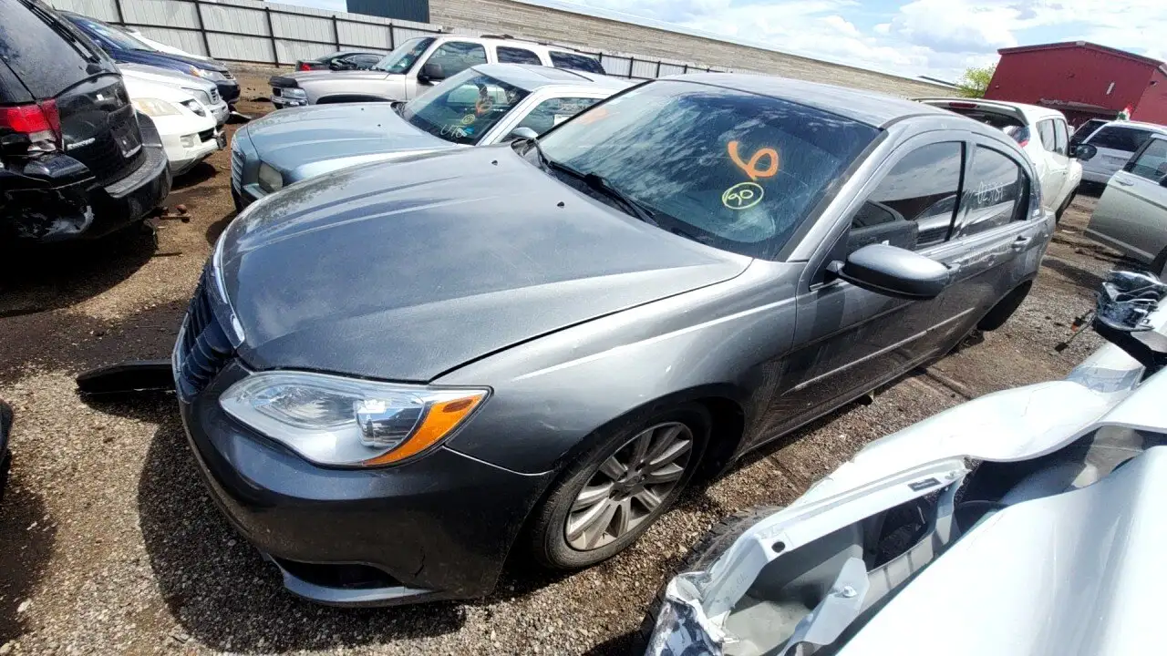 Photo of 2013 Chrysler 200