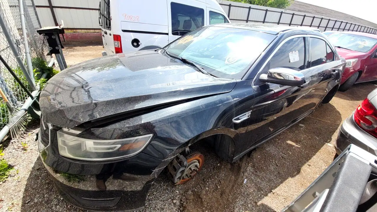 Photo of 2014 Ford Taurus