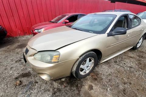 Photo of 2004 Pontiac Grand Prix
