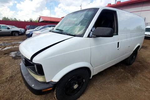 Photo of 2004 Chevrolet Astro