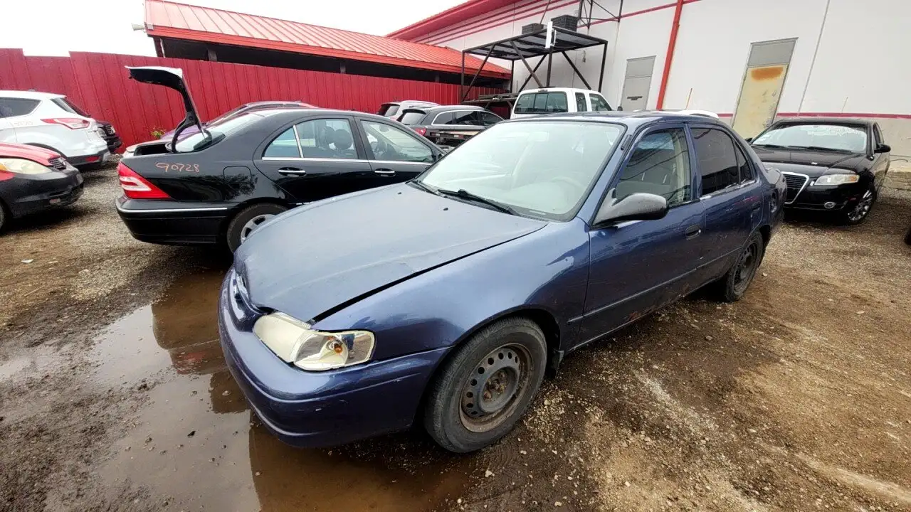 Photo of 2000 Toyota Corolla