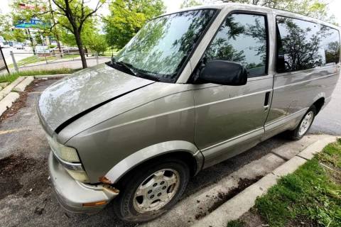 Photo of 2004 Chevrolet Astro