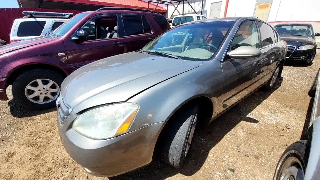 Photo of 2003 Nissan Altima