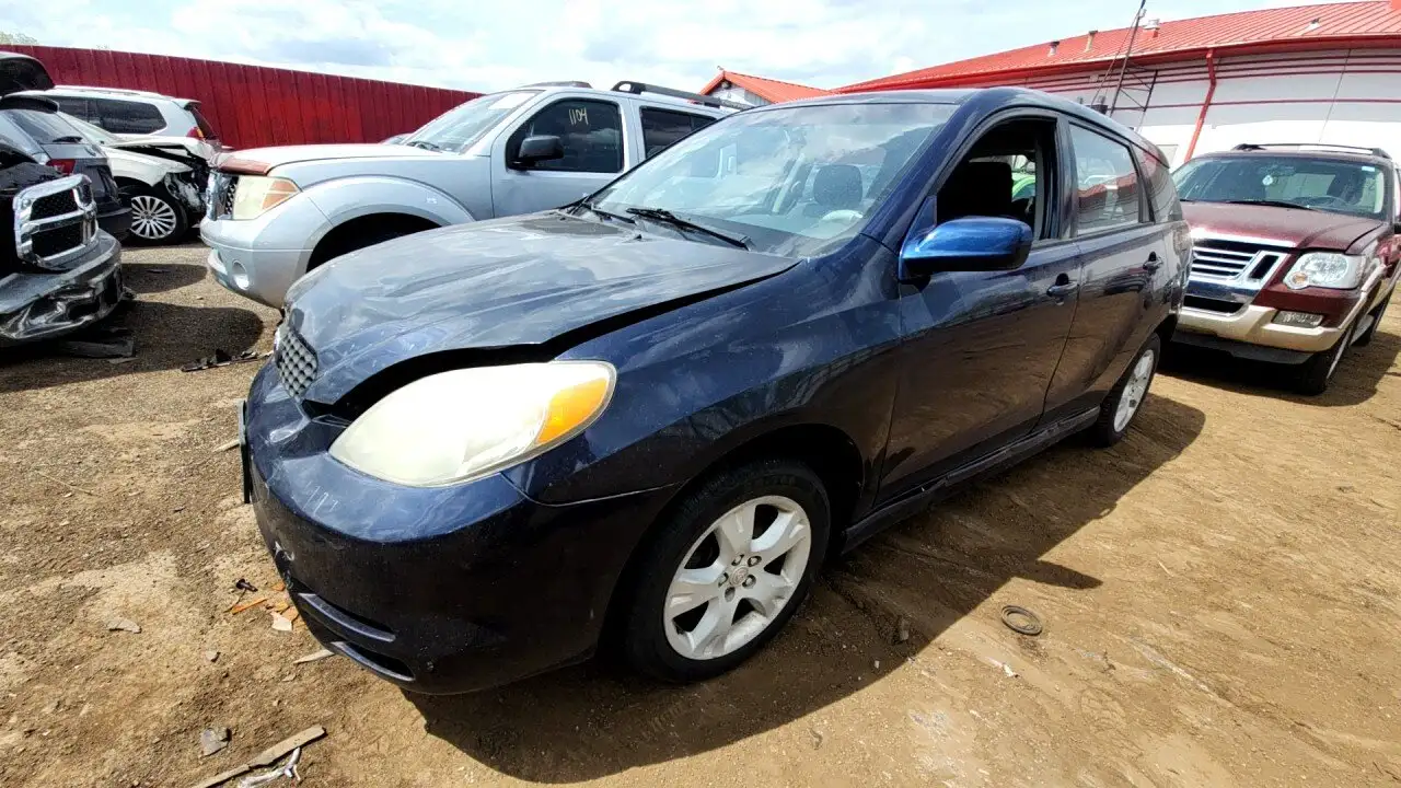 Photo of 2004 Toyota Matrix
