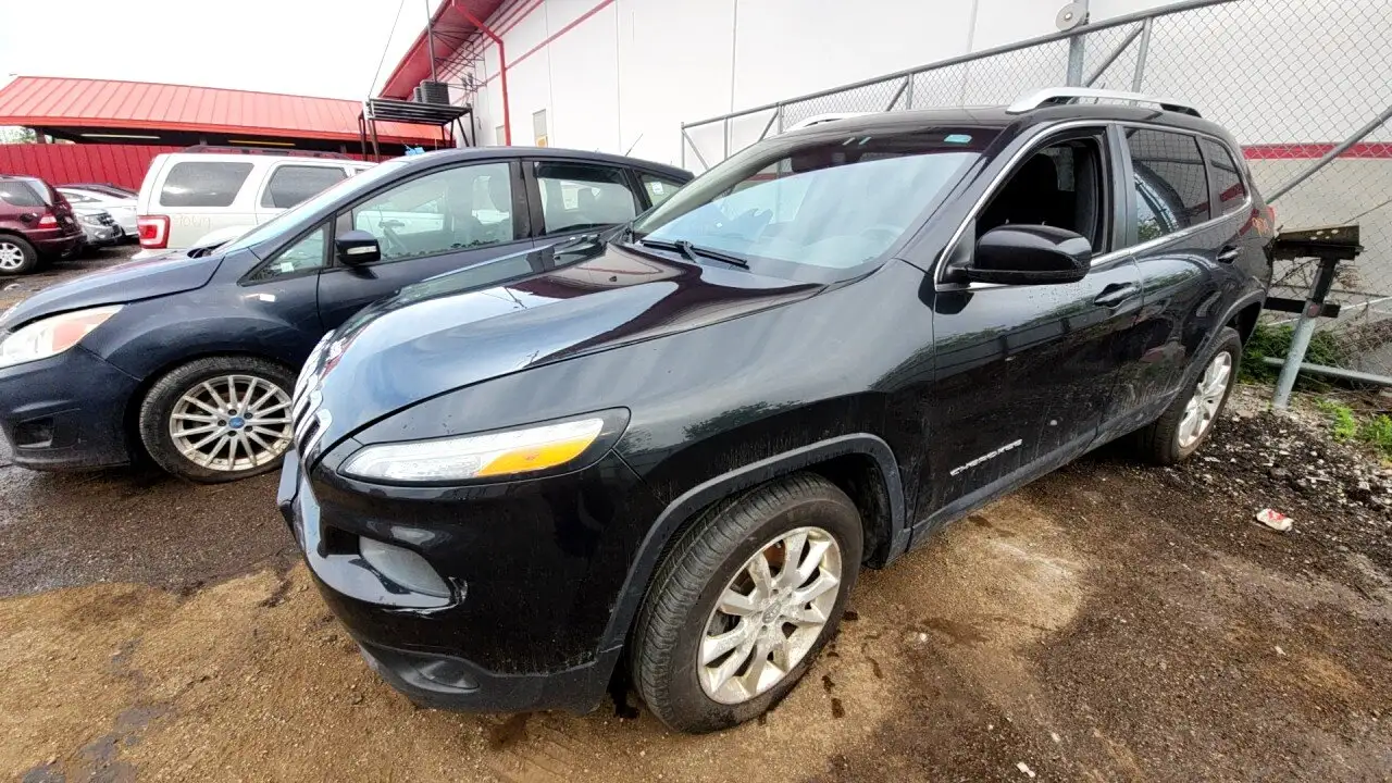 Photo of 2014 Jeep Cherokee