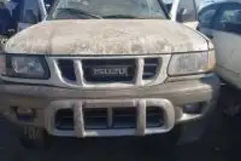 Photo of 2002 Isuzu Rodeo Sport