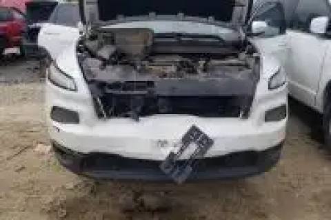 Photo of 2016 Jeep Cherokee