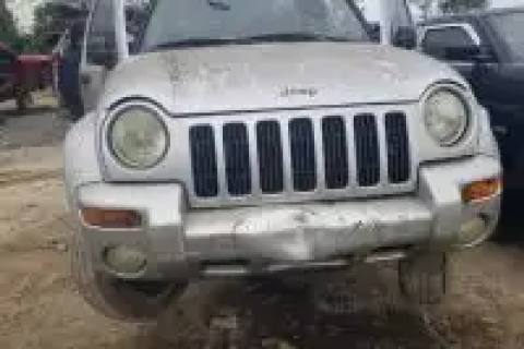 Photo of 2002 Jeep Liberty