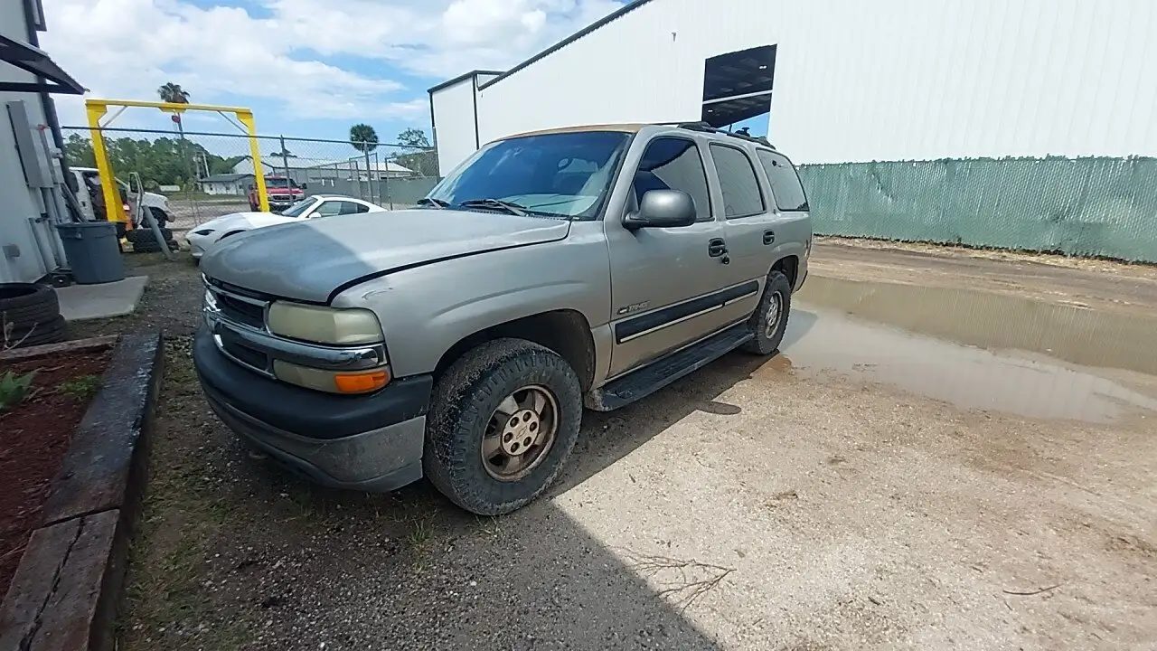 Photo of 2001 Chevrolet Tahoe