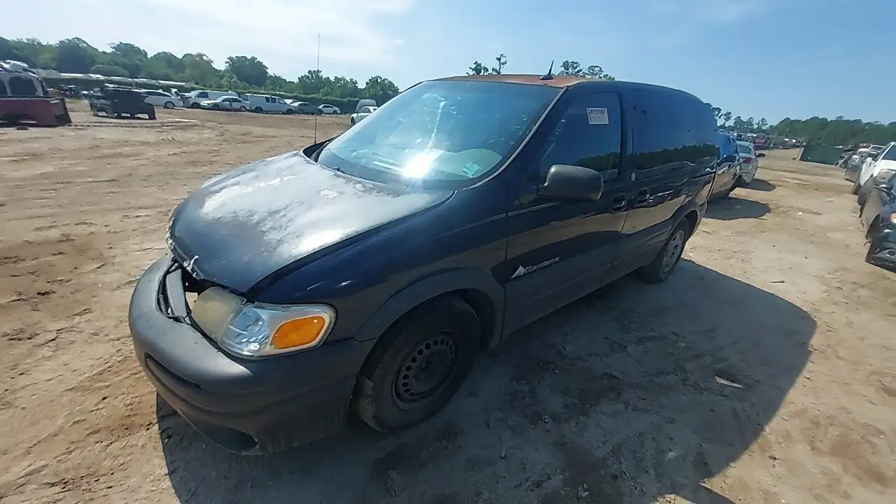 Photo of 2004 Pontiac Montana