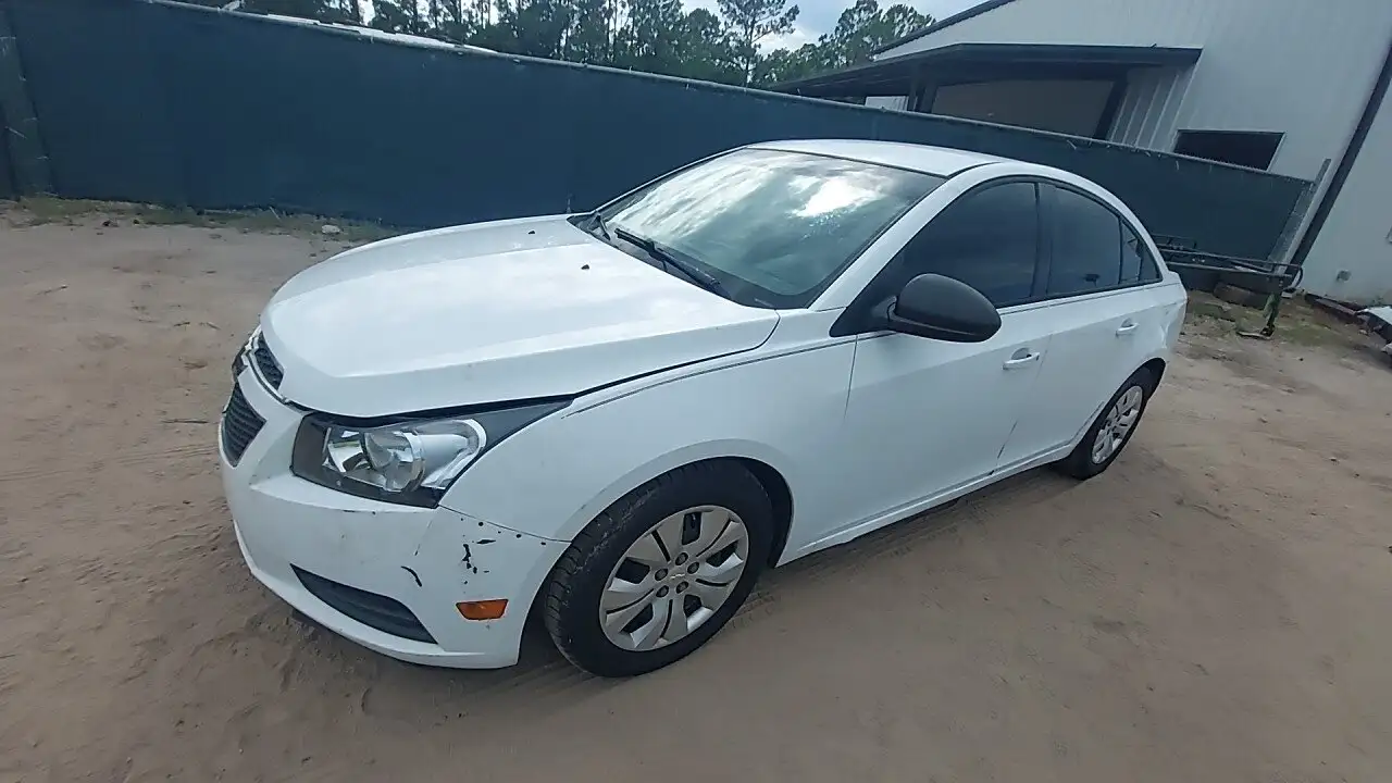 Photo of 2013 Chevrolet Cruze
